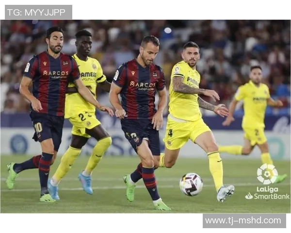 周日015 西甲：比利亚雷亚尔VS巴萨 强强对决前瞻剖析